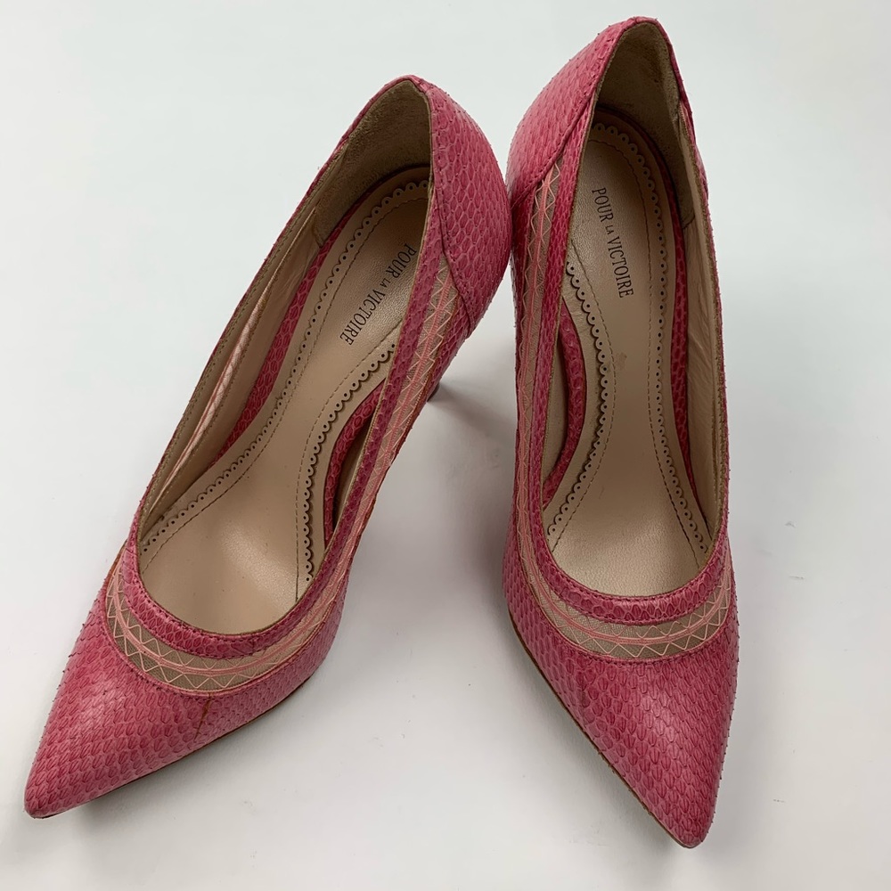 Pour La Victoire Pink Embossed Leather Heels Sz 7 - Picture 1 of 7